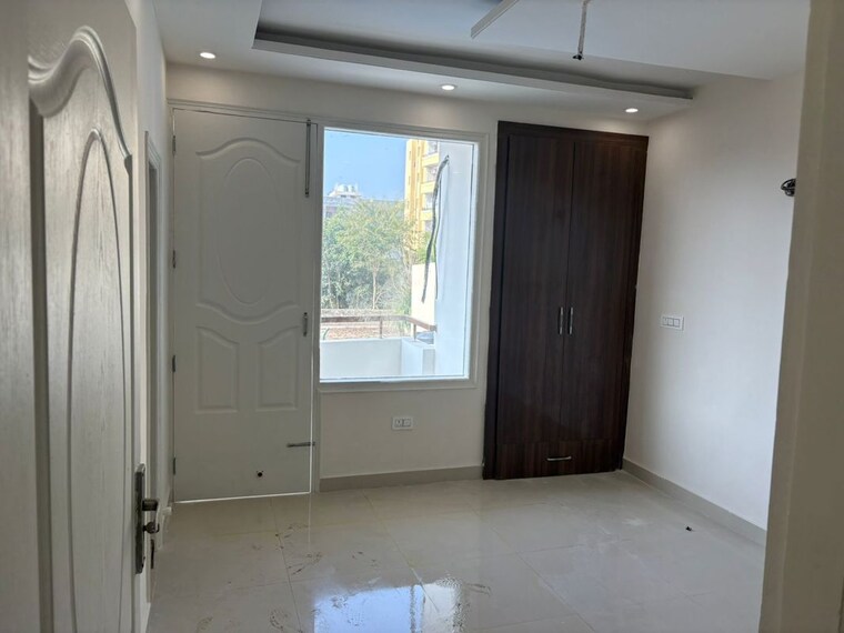 Room, vip road 3 Bedroom 1721 Sq.Ft. Builder Floor In Vip Road Zirakpur 10608969
