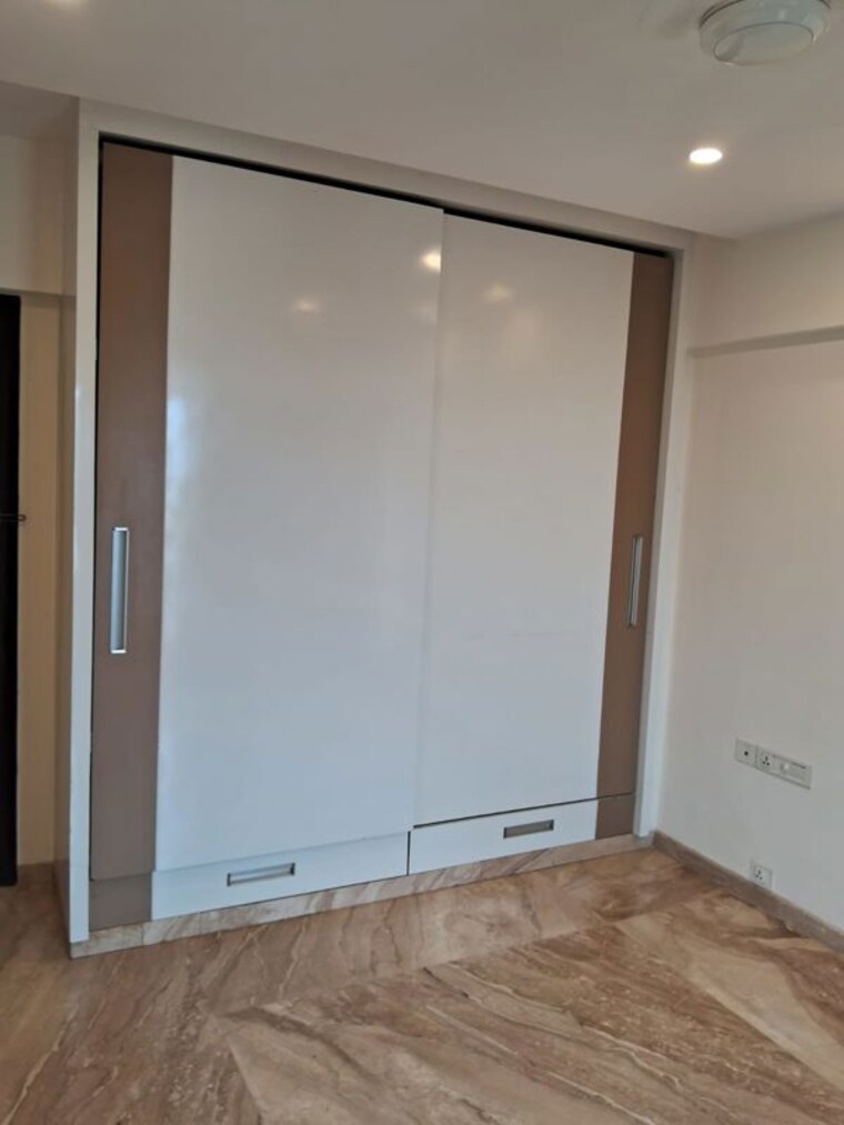 Room, kukreja 3 Bedroom 1400 Sq.Ft. Apartment In Kukreja Mumbai 10608993
