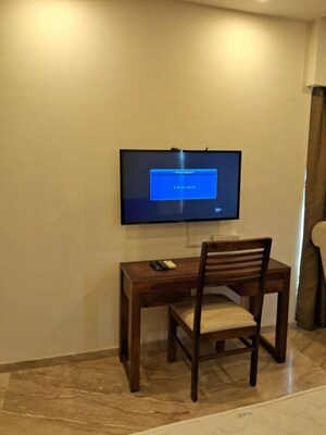 Room in 3 BHK Apartment at Kukreja – for Rent