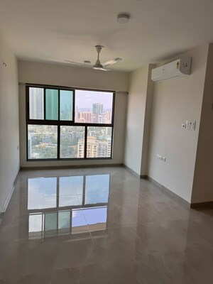 Room in 2 BHK Apartment at Sheth Irene, Malad West – for Rent