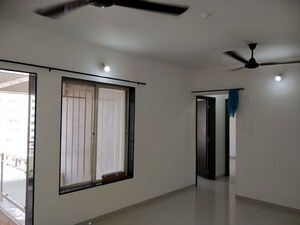 Room in 2 BHK Apartment at Mulik Luxuria, Wagholi – for Rent