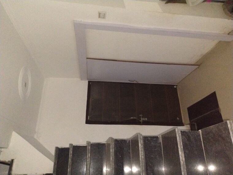 undefined, sadarpur 6 Bedroom 55 Sq.Mt. Independent House In Sadarpur Noida 10609057