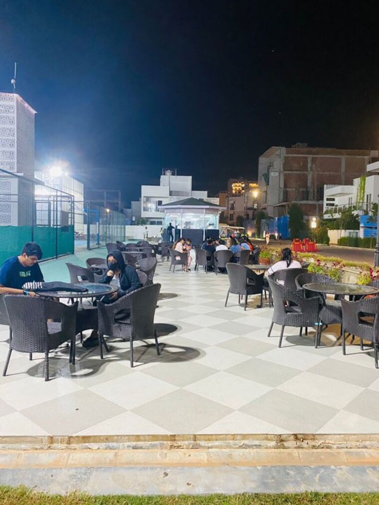  Parking, central-park-flower-valley 3 Bedroom 2150 Sq.Ft. Independent House In Sohna Sector 33 Gurgaon 10609063