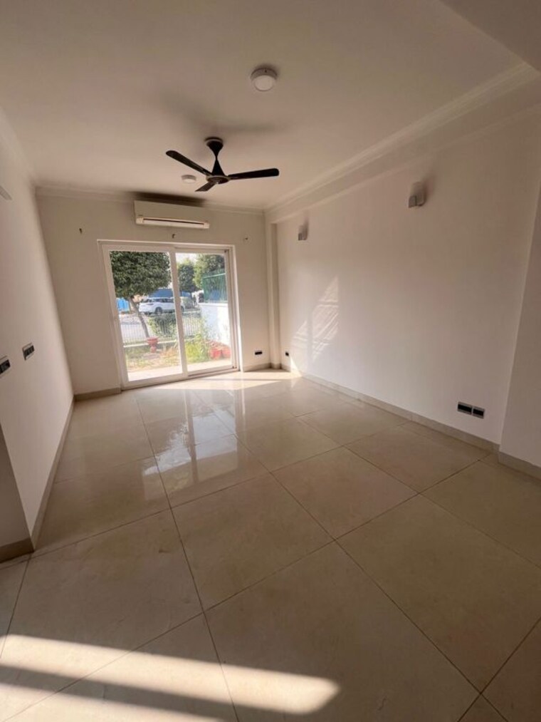 Room, central-park-flower-valley 3 Bedroom 2150 Sq.Ft. Independent House In Sohna Sector 33 Gurgaon 10609063