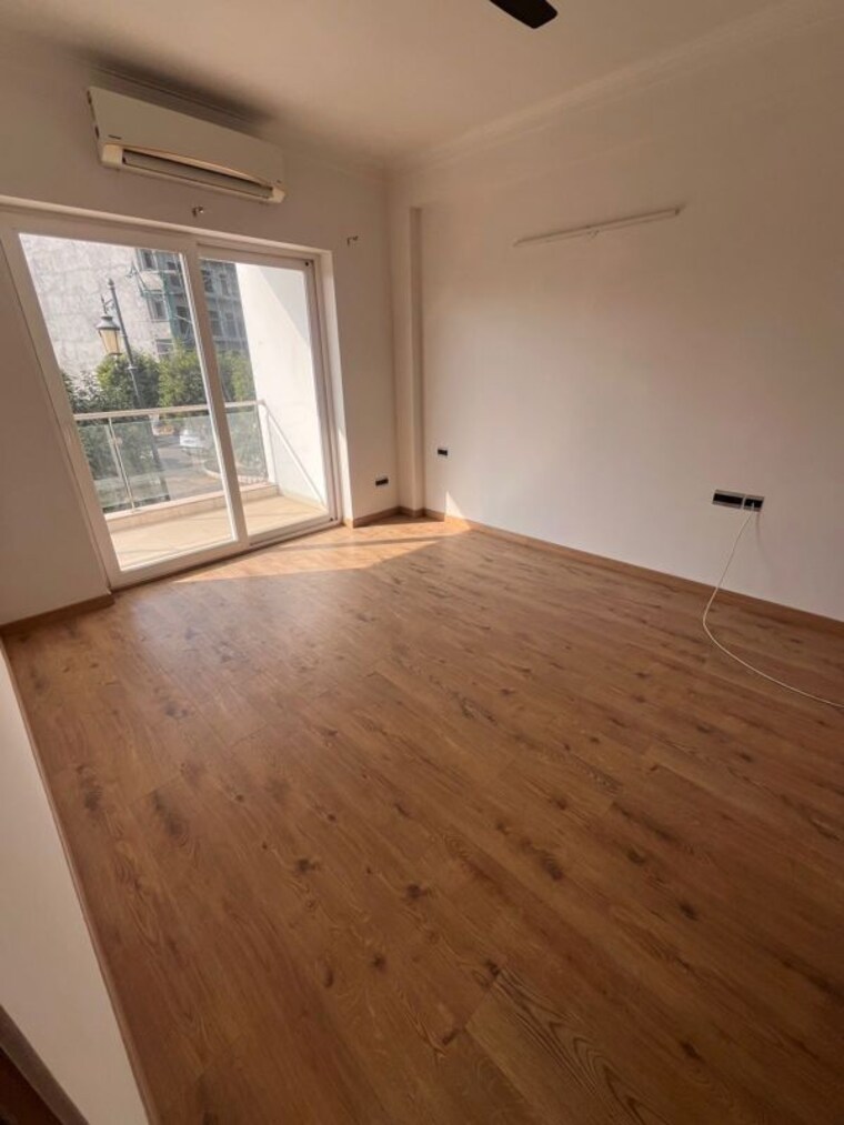 Room, central-park-flower-valley 3 Bedroom 2150 Sq.Ft. Independent House In Sohna Sector 33 Gurgaon 10609063