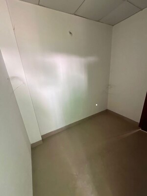 Room in 3 BHK Independent House at Central Park Flower Valley, Sohna Sector 33 – for Sale
