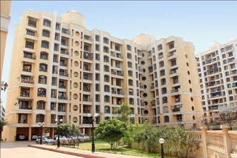 1 BHK 700 Sq.Ft. Apartment in Tharwanis Rosalie