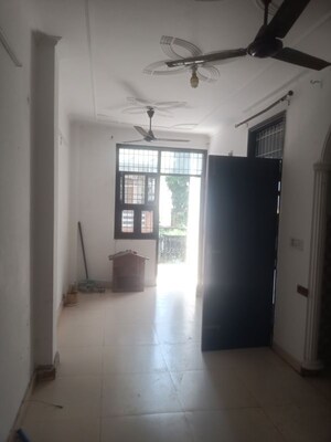 1 BHK Apartment For Rent in Vasant Kunj Enclave