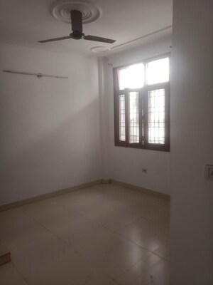 Room in 1 BHK Apartment at Vasant Kunj Enclave – for Rent