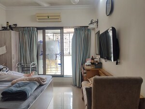 Bedroom in 2 BHK Apartment at Bandra West – for Rent