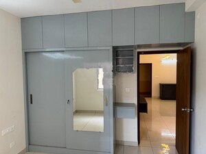 Room in 2 BHK Apartment at Prestige Finsbury Park Hyde, Bagaluru – for Rent