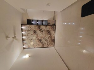 Room in 3.5 BHK Apartment at Arjunganj – for Rent