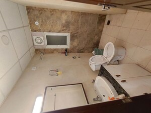 Bathroom in 3.5 BHK Apartment at Arjunganj – for Rent
