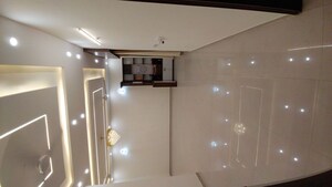 Room in 3.5 BHK Apartment at Arjunganj – for Rent