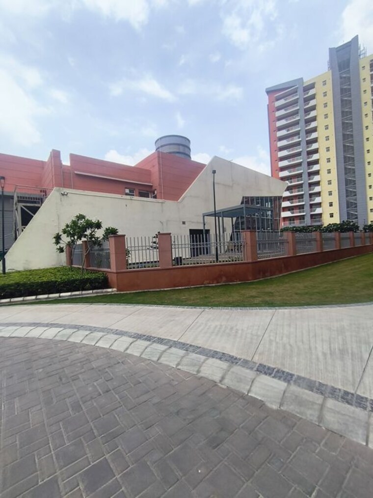 Exterior View, sector 36 3.5 Bedroom 1884 Sq.Ft. Apartment In Sector 36 Gurgaon 10609273