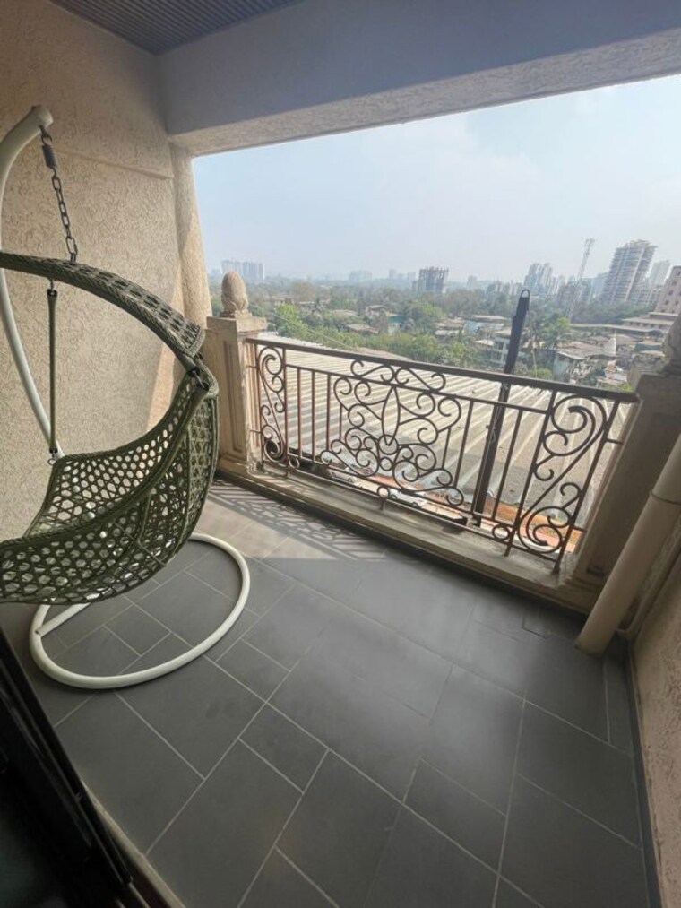 Balcony, tharwani-majestic-towers 2 Bedroom 728 Sq.Ft. Apartment In Kalyan West Thane 10609300