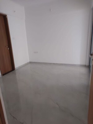Room in 2 BHK Apartment at Majestique Signature Towers, Balewadi – for Rent