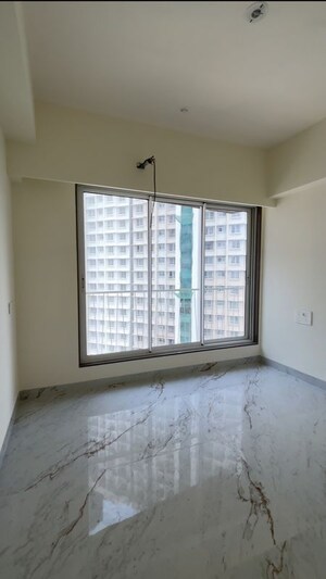 Room in 2 BHK Apartment at Tridev Kailash Residency, Mulund West – for Rent