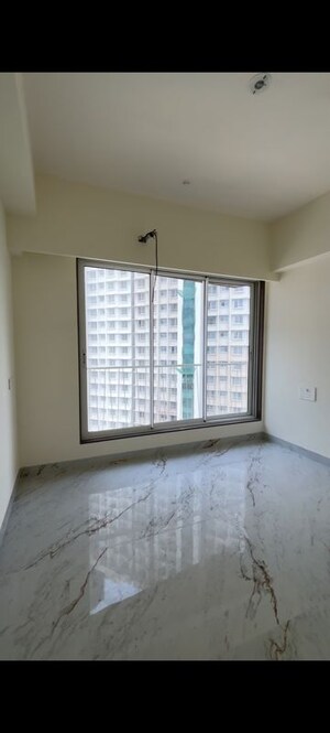 Room in 2 BHK Apartment at Tridev Kailash Residency, Mulund West – for Rent