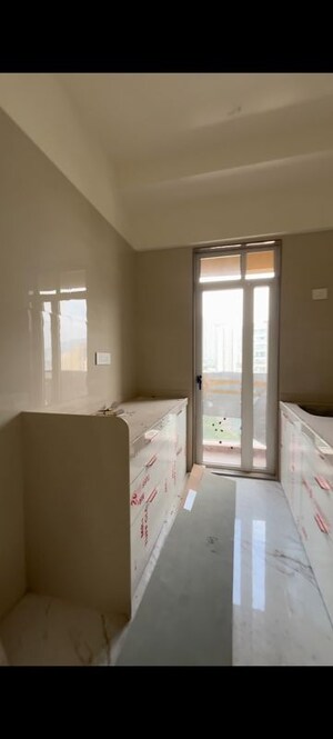Room in 2 BHK Apartment at Tridev Kailash Residency, Mulund West – for Rent