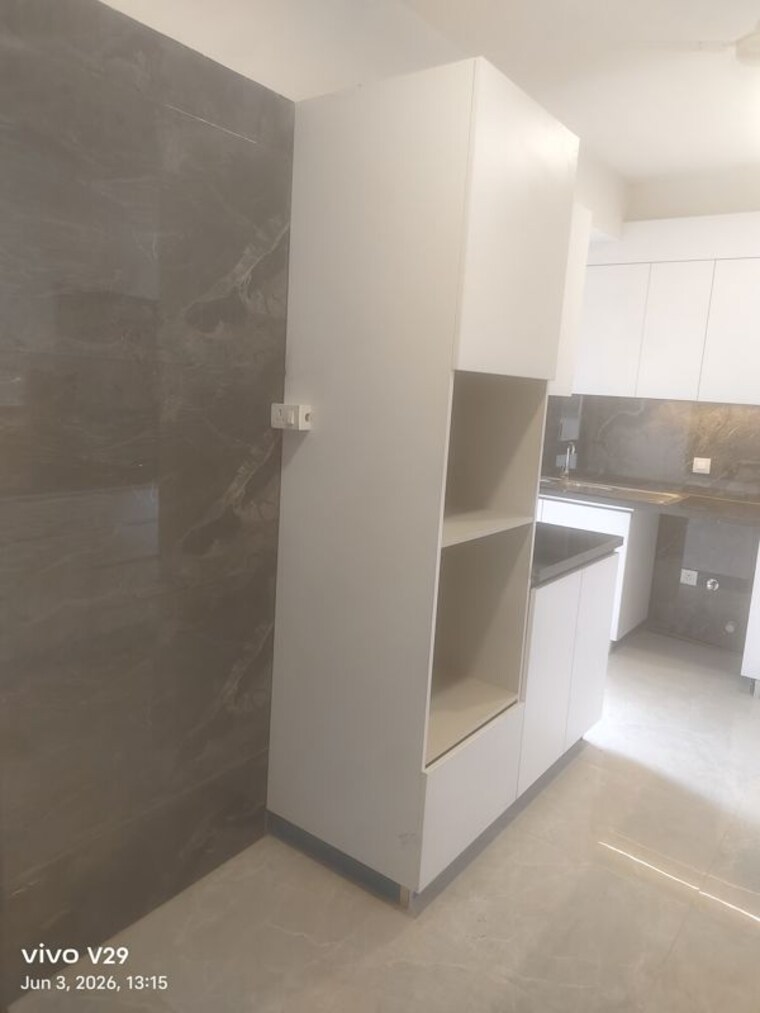 Team Area, dlf-the-camellias 4 Bedroom 7500 Sq.Ft. Apartment In Sector 42 Gurgaon 10609378