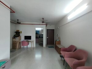 Room in 3 BHK Apartment at Cosmos Jewels, Ghodbunder Road – for Rent