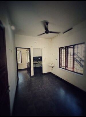 1 BHK Apartment For Sale in Pestom Sagar Colony, Chembur