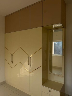Room in 3 BHK Apartment at Avalon Park At The Prestige City, Sarjapur Road – for Rent