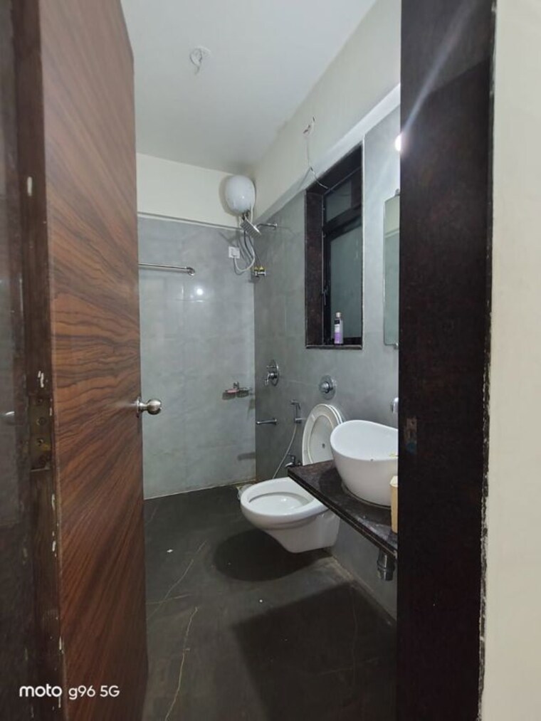 Bathroom, chembur 1 Bedroom 520 Sq.Ft. Apartment In Chembur Mumbai 10609440