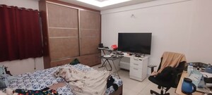 Team Area in 3 BHK Apartment at Ambience Courtyard, Manikonda – for Rent