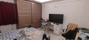 Team Area in 3 BHK Apartment at Ambience Courtyard, Manikonda – for Rent