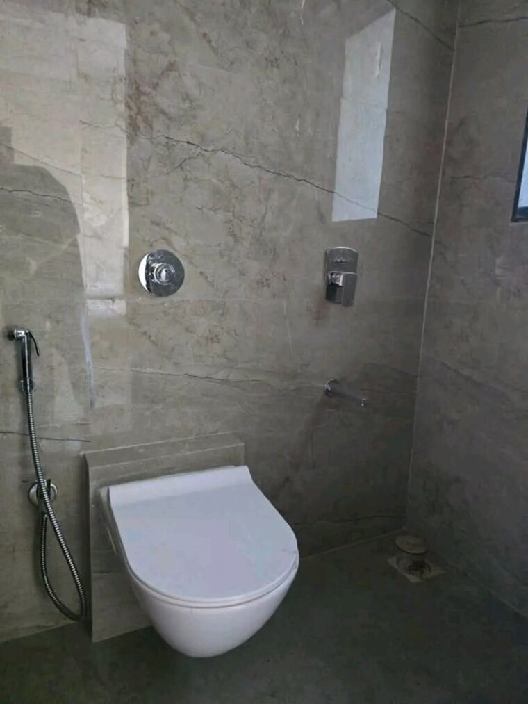 Bathroom, bhavesh-plaza 2 Bedroom 850 Sq.Ft. Apartment In Nalasopara West Palghar 10609454