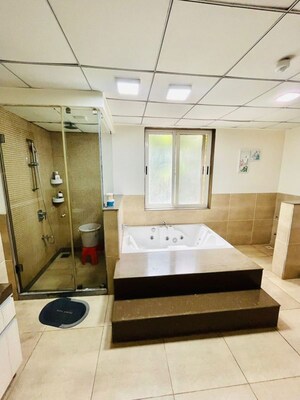 Team Area in 4 BHK Apartment at Marvel Bounty, Hadapsar – for Sale