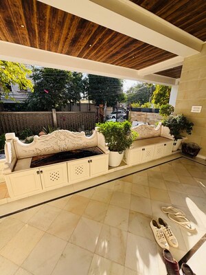 6+ BHK Villa – Exterior View View at Ashok Nagar - for Rent