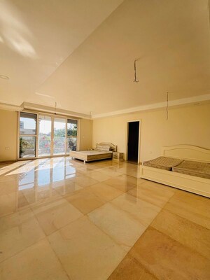 Room in 6+ BHK Villa at Ashok Nagar – for Rent