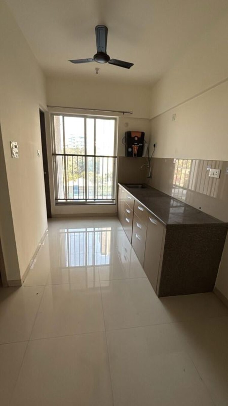 Kitchen, kundan-presidia 3 Bedroom 2000 Sq.Ft. Apartment In Nibm Road Pune 10609534