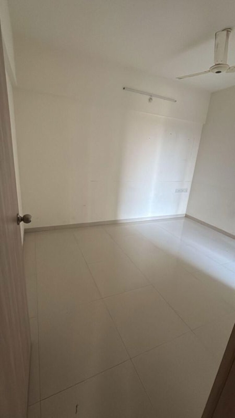 Room, kundan-presidia 3 Bedroom 2000 Sq.Ft. Apartment In Nibm Road Pune 10609534