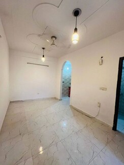 1 BHK Builder Floor For Rent in Saket