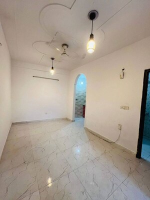 1 BHK Builder Floor For Rent in Saket