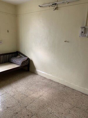 Bedroom in 2 BHK Apartment at Kothrud – for Rent