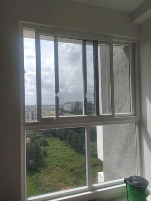Room in 2 BHK Apartment at Mahaveer Celesse, Hunasamaranahalli – for Rent