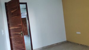 Room in 3 BHK Builder Floor at BP Homes, Sector 85 – for Rent