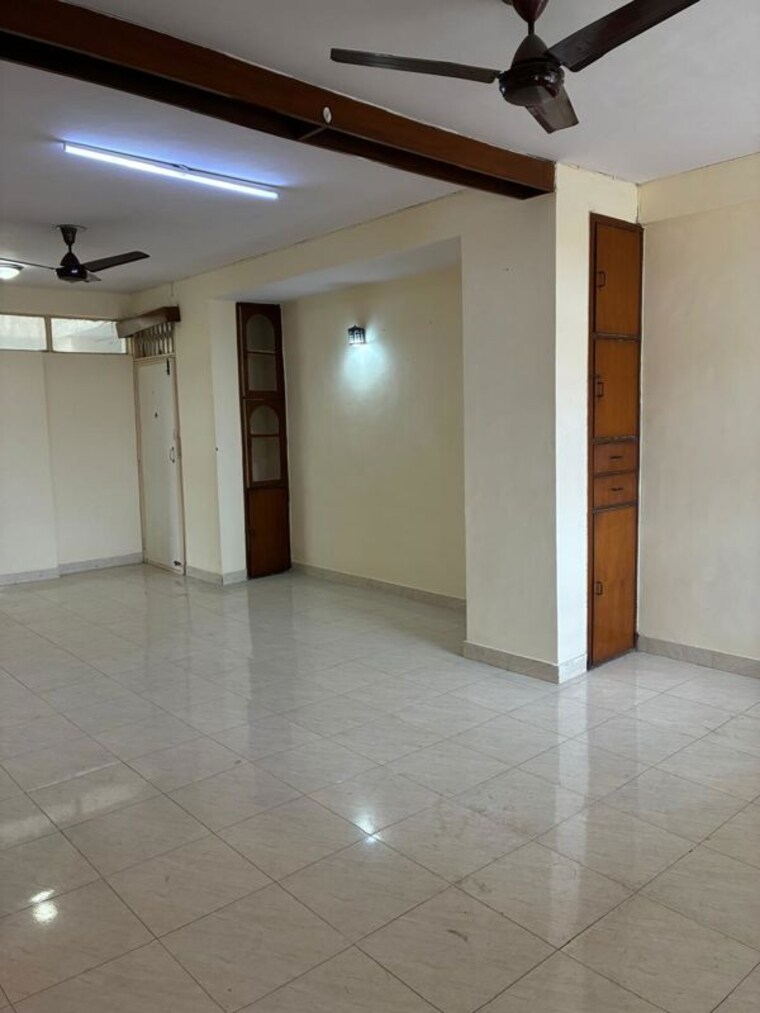 Room, ip extension 3 Bedroom 1650 Sq.Ft. Apartment In Ip Extension Delhi 10609607