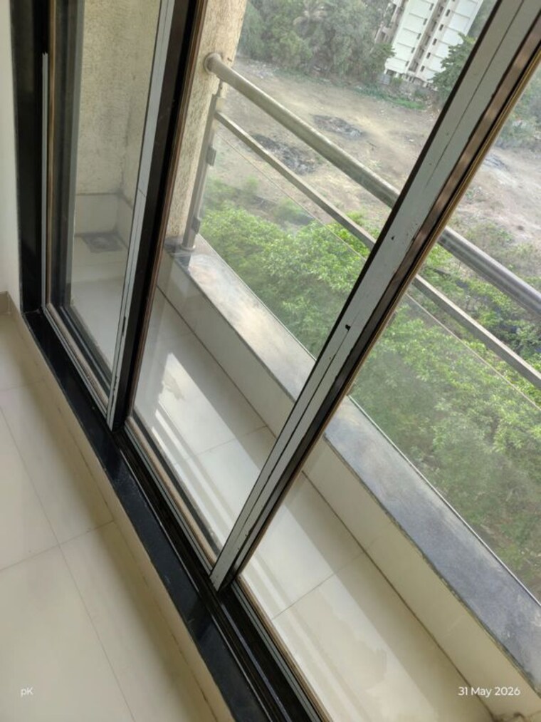 Balcony, haware-estate 1.5 Bedroom 750 Sq.Ft. Apartment In Kasarvadavali Thane 10609630