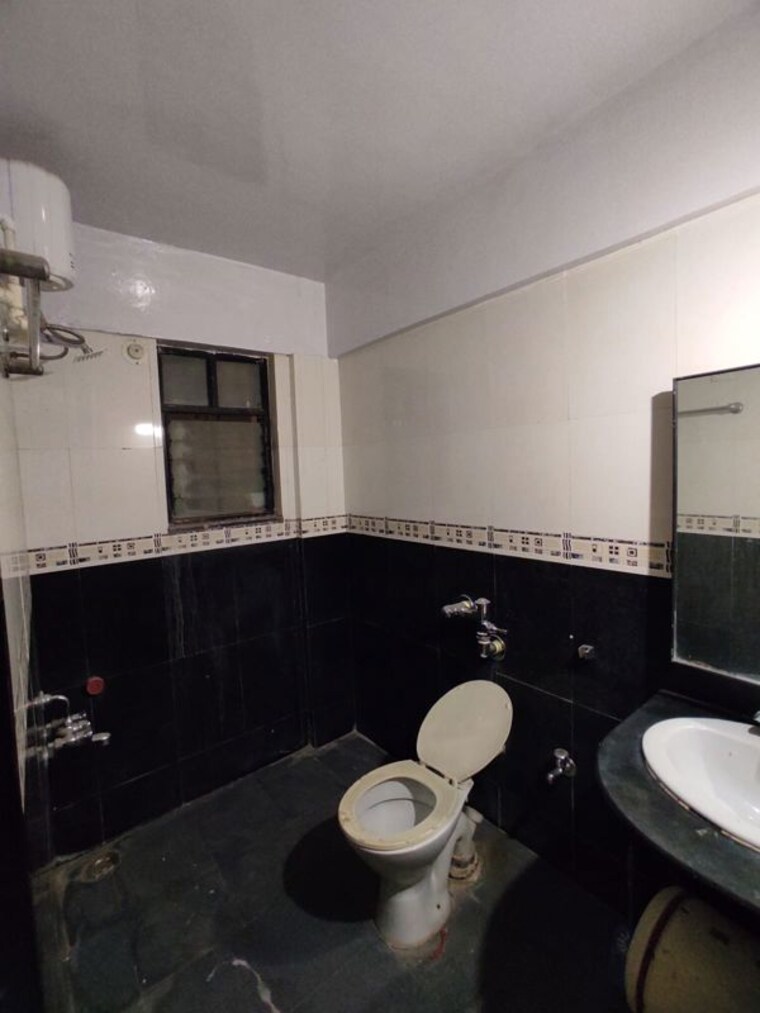 Kitchen, gera-emerald-city-baner 3 Bedroom 1700 Sq.Ft. Apartment In Baner Pune 10609668