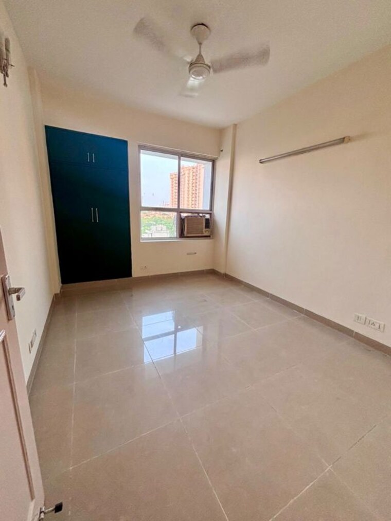 Room, eros-wembley-estate 2 Bedroom 1040 Sq.Ft. Apartment In Sector 50 Gurgaon 10609664