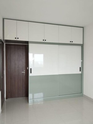 Room in 3.5 BHK Apartment at Adarsh Greens, Kogilu – for Rent