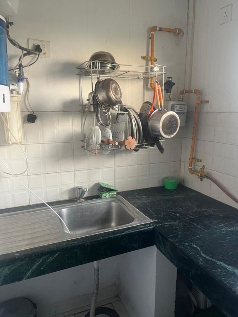 Kitchen, bptp-parkland 3 Bedroom 300 Sq.Yd. Builder Floor In Sector 75 Faridabad 10609692