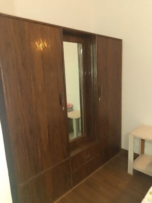 Room in 3 BHK Builder Floor at BPTP Parkland, Sector 75 – for Rent