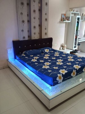 Bedroom in 2 BHK Apartment at Parmar Garden, Wanwadi – for Rent
